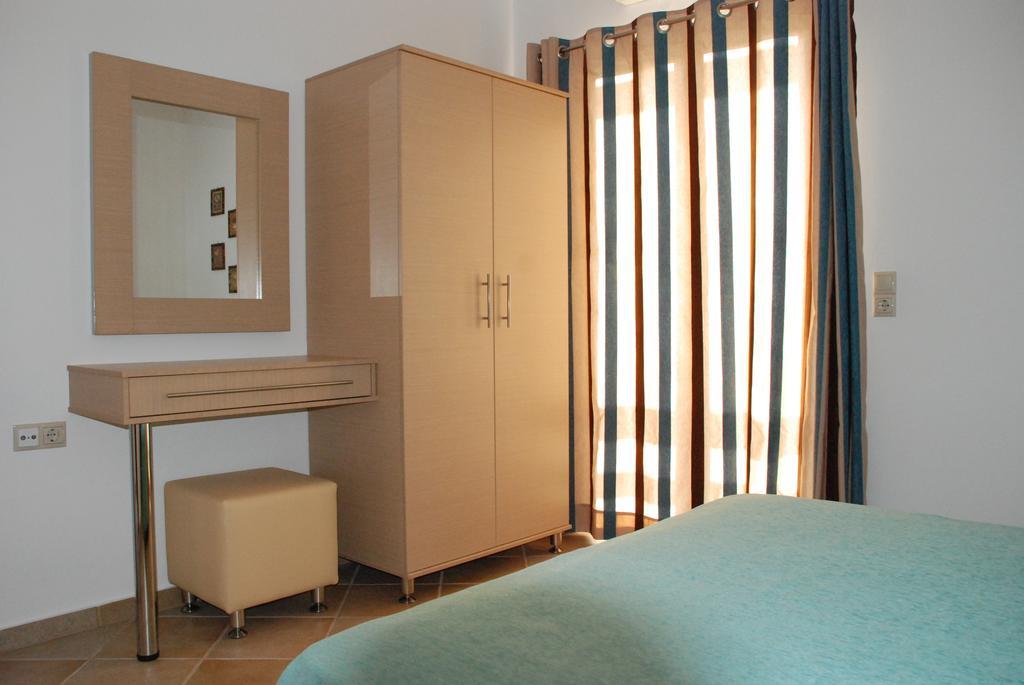 Alexena Apartments Agia Galini  Room photo